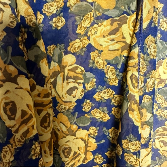 NWT LuLaRoe Printed Fringe Monroe Kimono small - Picture 6 of 6